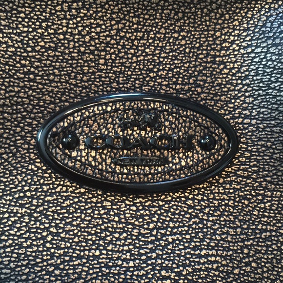 Coach Handbag - Picture 2 of 8